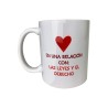 Taza blanca "En una relación con las leyes"